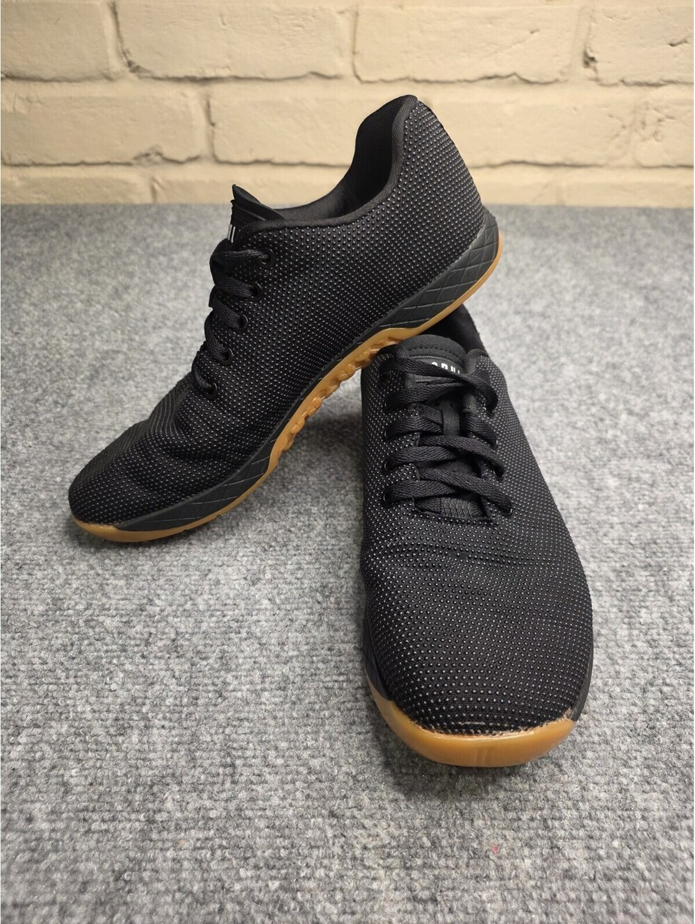 NOBULL Outwork Training Shoes Mens 11 Womens 12.5 Black Gum Crossfit Sneaker